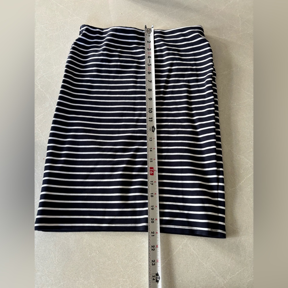 Sears Navy and White Striped Pencil Skirt Classic Y2K Size XS 0-2